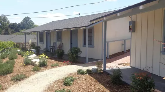 Farmhouse Motel | Kaliforniya - San Luis Obispo (ve civarı) - Paso Robles