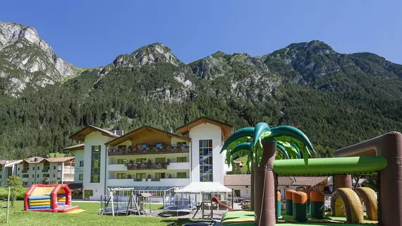 Hotel Bergkristall | Trentino-Alto Adige - Güney Tirol (il) - Brennero