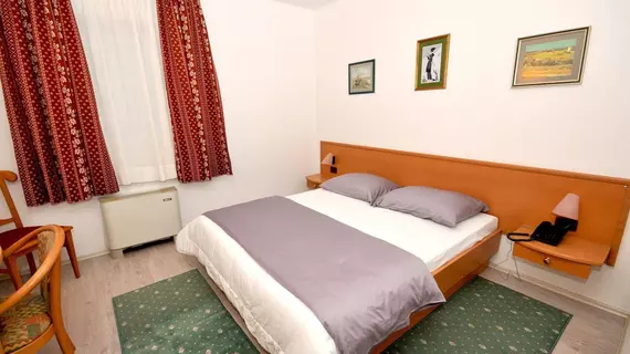 Hotel Fontana | Split-Dalmaçya - Trogir - Mastrinka