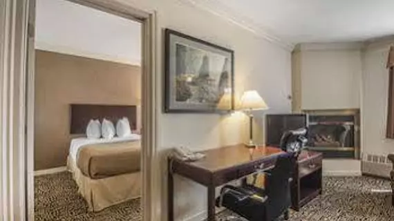 QUALITY INN & SUITES | Alberta - High Level