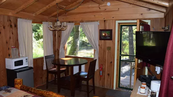 Alaska Creekside Cabins | Alaska - Seward