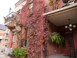 Alexandre Logan 1870 B&B | Quebec - Montreal (ve civarı) - Montreal - Le Village gai eş cinsel bölgesi