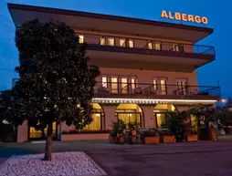 Albergo Ristorante Belvedere | Veneto - Vicenza (vilayet) - Thiene