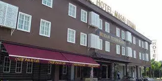 Hotel Masai Utama