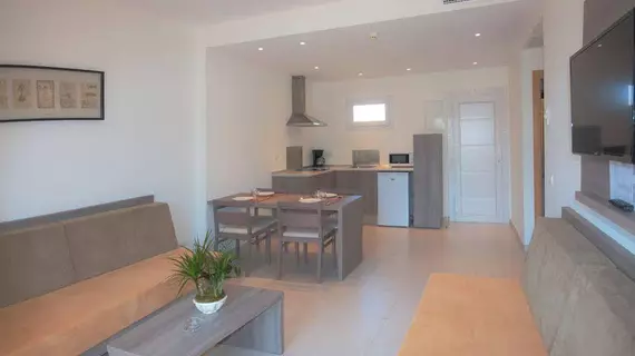 Apartamentos Tres Torres | Balearic Adaları - Mayorka Adası - Palma de Mallorca - El Arenal