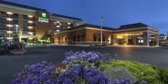 Holiday Inn Express at Monterey Bay