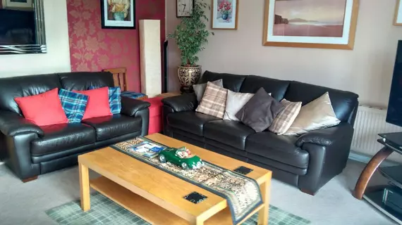 Azalea House B&B | İskoçya - Greater Glasgow - Dunbartonshire - Glasgow