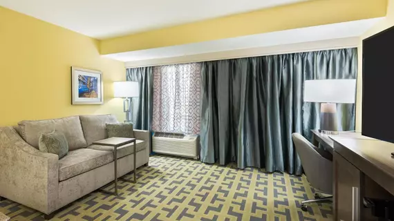 Hampton Inn and Suites Tampa Airport Avion Park Westshore | Florida - Tampa (ve civarı) - Tampa