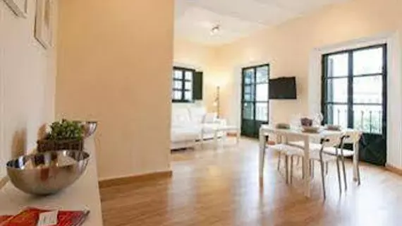 Apartamentos Plaza de Santa Cruz | Andalucia - Seville İli - Sevilla - Casco Antiguo