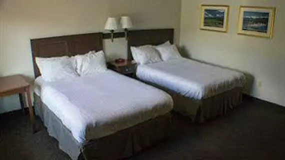 Town & Country Inn & Resort | New Hampshire - Gorham