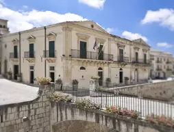 Hotel Novecento | Sicilya - Ragusa (vilayet) - Scicli