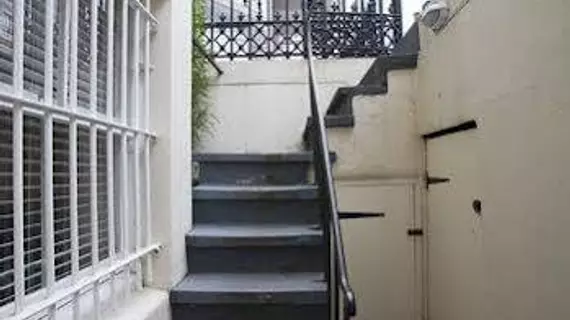 Comeragh Road Apartment | Londra (ve civarı) - Batı Londra