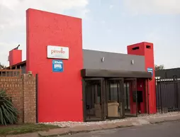 Pimville Guesthouse | Gauteng - City of Tshwane - Johannesburg (ve civarı) - Soweto