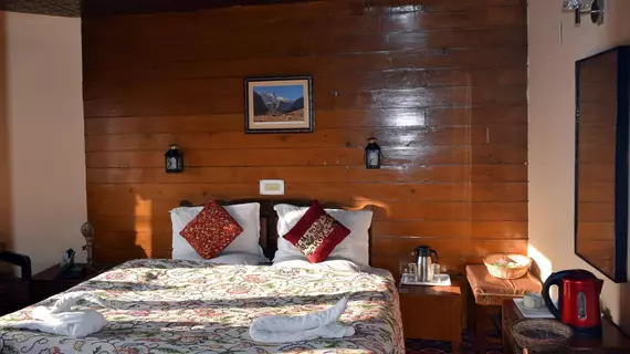 Welcome Hotel at Gulmarg | Cammu ve Keşmir - Srinagar (ve civarı) - Gulmarg