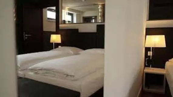 Hotel Bliss | Hessen - Frankfurt (ve civarı) - Frankfurt