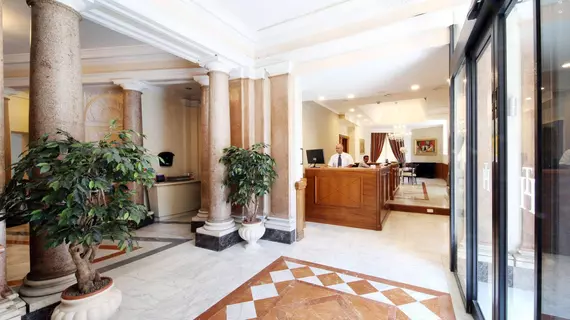 Hotel Traiano | Lazio - Roma (ve civarı) - Roma Kent Merkezi - Rione II Trevi