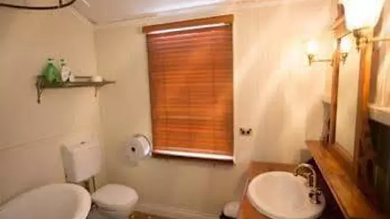 Minto Colonial Accommodation | Queensland - Brisbane (ve civarı) - Highgate Hill