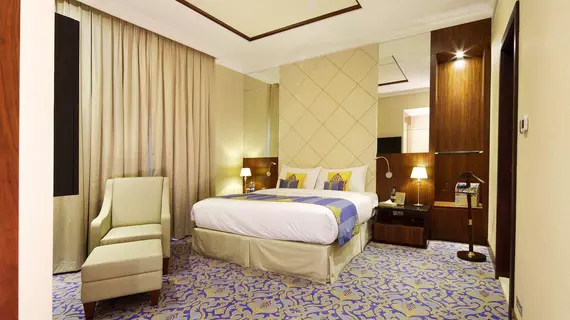 Raviz Centre Point Hotel | Dubai - Dubai