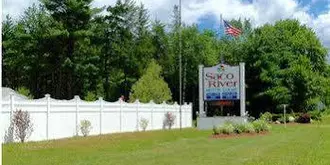 Saco River Motor Lodge & Suites