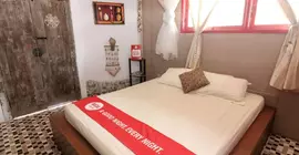 NIDA Rooms Pantai Balangan Uluwatu at Rumah Warna | Bali - Nusa Dua - Kuta Selatan