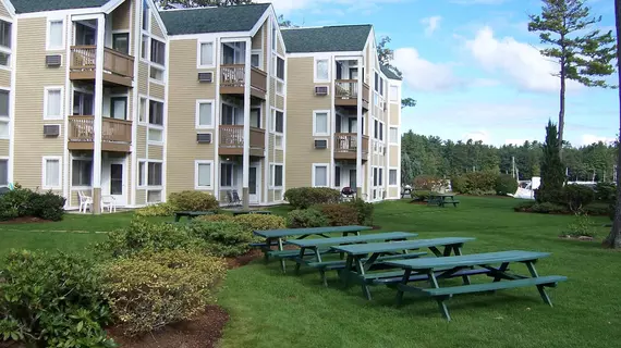 Misty Harbor Barefoot Beach Resort | New Hampshire - Laconia (ve civarı) - Gilford