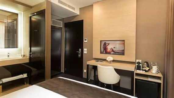 Dominic and Smart Luxury Suites Republic Square | Belgrad - Stari Grad