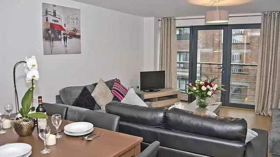 Base Serviced Apartments - Duke Street | Merseyside (ilçe) - Liverpool (ve civarı) - Liverpool - Chinatown