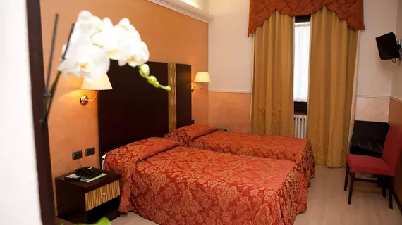 Hotel Edo | Lombardy - Monza ve Brianza Vilayeti - Vimercate