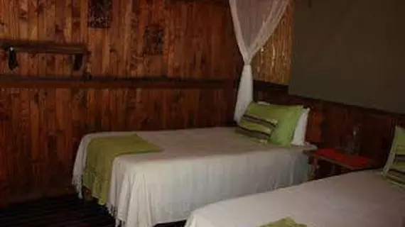 Off Beat Safaris Bush Lodge | Limpopo - Maruleng - Hoedspruit