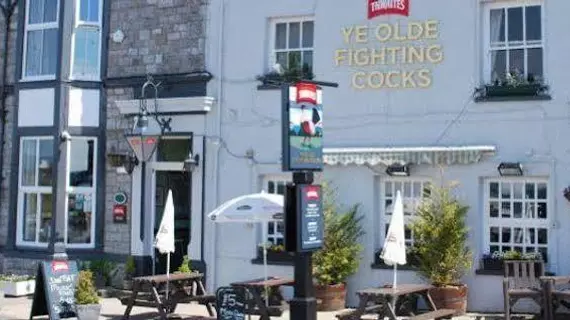 Ye Olde Fighting Cocks | Lancashire (kontluk) - Carnforth