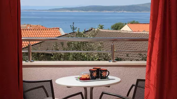 Apartments Vila Adrijana | Split-Dalmaçya - Baska Voda