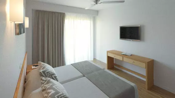 Hostal Arenal Pins | Balearic Adaları - Mayorka Adası - Palma de Mallorca - El Arenal