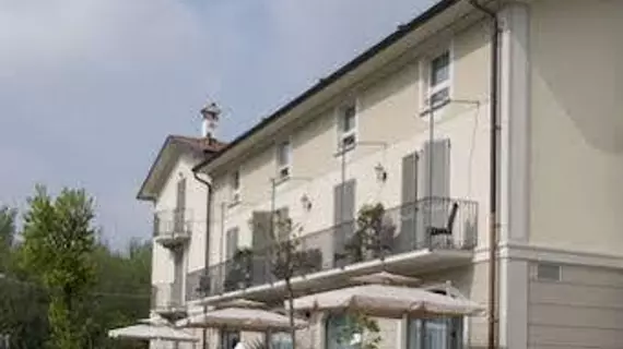 Hotel Il Corazziere | Lombardy - Como (il) - Merone