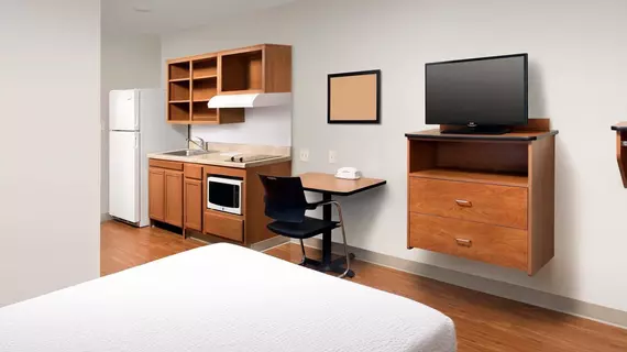 WoodSpring Suites Cleveland Airport | Ohio - Cleveland (ve civarı) - Cleveland