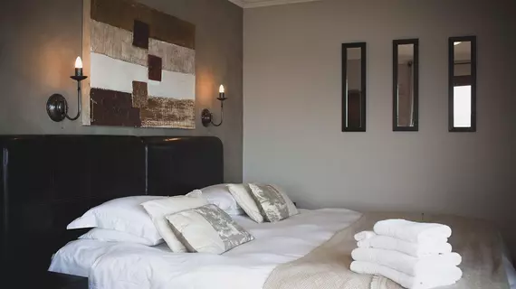 Dolphin Dunes Guesthouse | Western Cape (il) - Wilderness - Wilderness Plajı