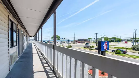 Motel 6 Norfolk Oceanview | Virginia - Norfolk - Virginia Beach (ve civarı) - Norfolk