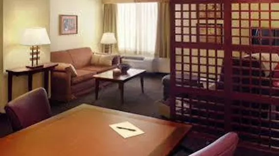 Larkspur Landing Roseville-An All-Suite Hotel | Kaliforniya - Sacramento (ve civarı) - Roseville