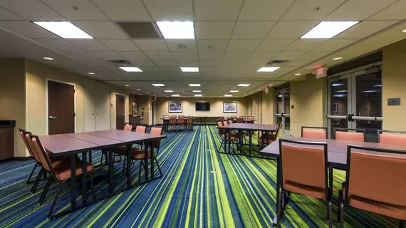 Fairfield Inn and Suites Leavenworth | Kansas - Leavenworth (ve civarı) - Leavenworth