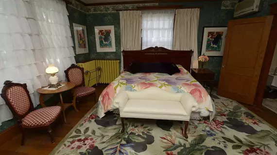 The Munroe Inn Bed and Breakfast | Maine - Lewiston (ve civarı) - Auburn