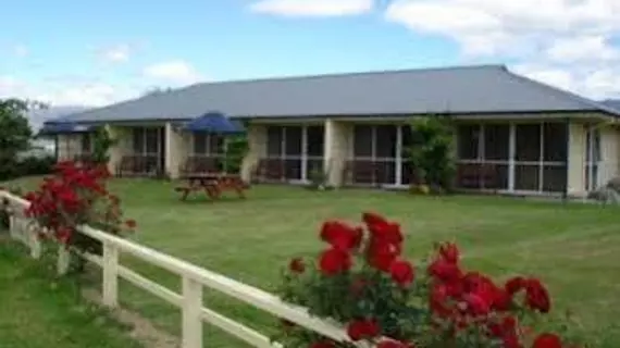 Lake Dunstan Motel | Otago - Central Otago District - Cromwell