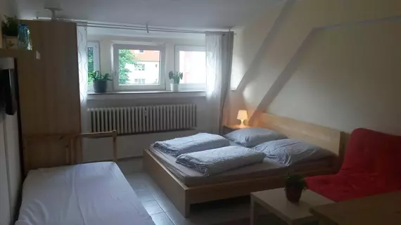 Tuzzini Köln Zoo Apartment | Kuzey Ren-Westfalia - Köln (ve civarı) - Nippes - Niehl