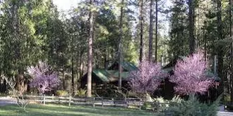 Quiet Creek Inn