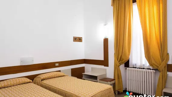 Piccolo Hotel | Lombardy - Milano (ve civarı) - Milano