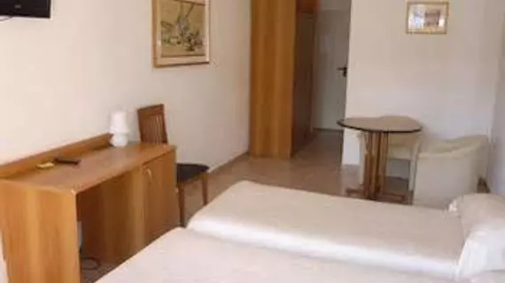 Albergo Breglia | Lombardy - Como (il) - Plesio