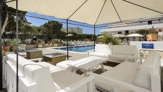 Apartamentos San Antonio Beach | Balearic Adaları - İbiza Adası - Sant Antoni de Portmany - Cala de Bou