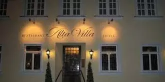 Alta Villa