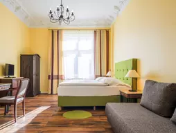 Hotel-Pension Michele | Berlin (ve civarı) - Tempelhof-Schoeneberg - Diplomatic Quarter - Schoeneberg