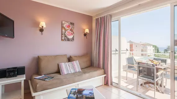 Pierre & Vacances Premium Les Calanques des Issambres | Provence - Alpes - Cote d'Azur - Var - Saint-Raphael (ve civarı) - Roquebrune-sur-Argens - Les Issambres