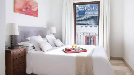 Puerta Catedral Apartments | Andalucia - Seville İli - Sevilla - Casco Antiguo