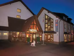 Hotel Zum Löwen | Hessen - Frankfurt (ve civarı) - Moerfelden-Walldorf